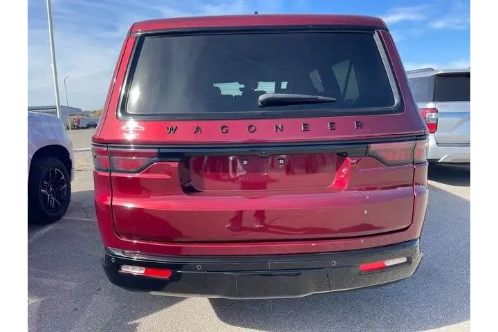 Jeep Wagoneer L 2024 4x4 Ser image 6