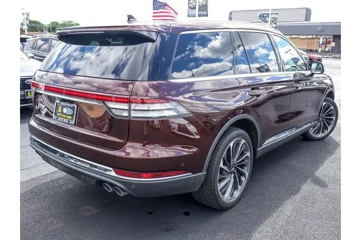 $38877 : Lincoln Aviator 2020 AWD Res image 8
