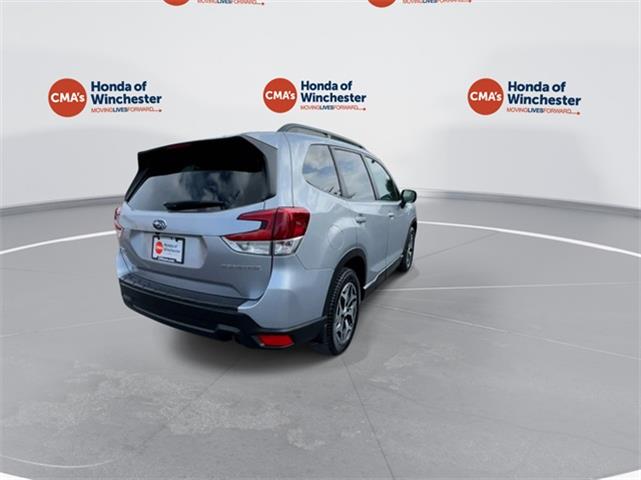 $19148 : PRE-OWNED 2019 SUBARU FORESTE image 3