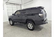 $31797 : Toyota 4Runner 2021 4x2 SR5 thumbnail