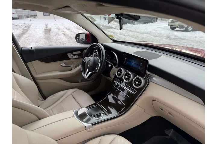 $25822 : Mercedes-Benz GLC 2021 AWD G image 10