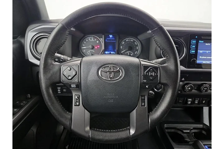 $31998 : Toyota Tacoma 2019 4x4 TRD S image 10