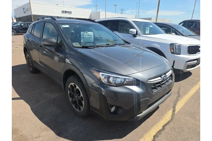 2021 Crosstrek Premium image 1