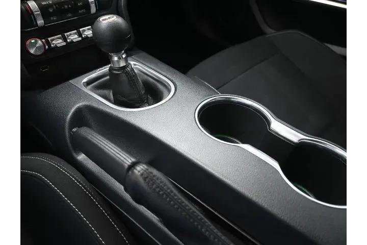 $35500 : Ford Mustang 2021 GT 2dr Fas image 4