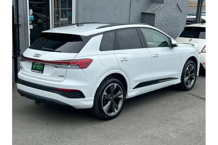 $32800 : 2023 Q4 e-tron Prestige 50 qu image 5