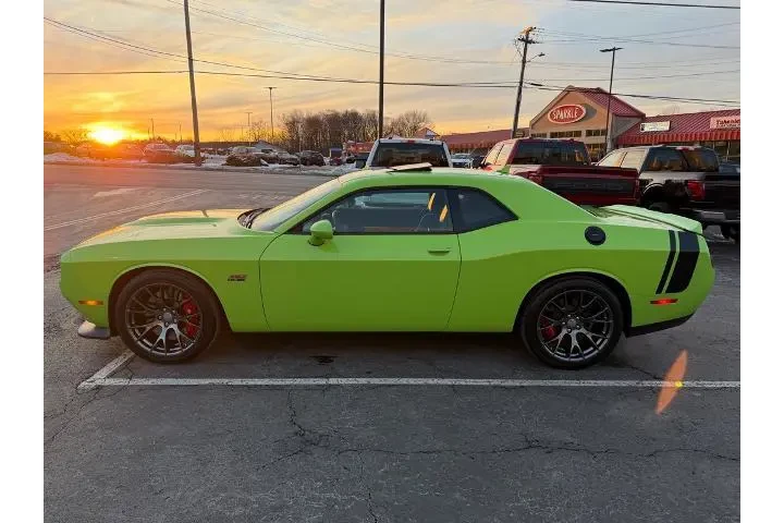 $36990 : Dodge Challenger 2015 SRT 39 image 7