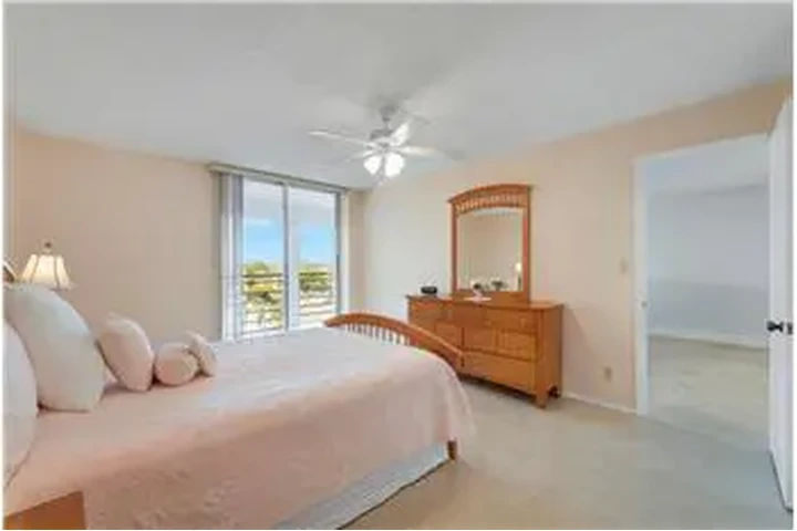 $2095 : Rental property with 2 bedro image 7