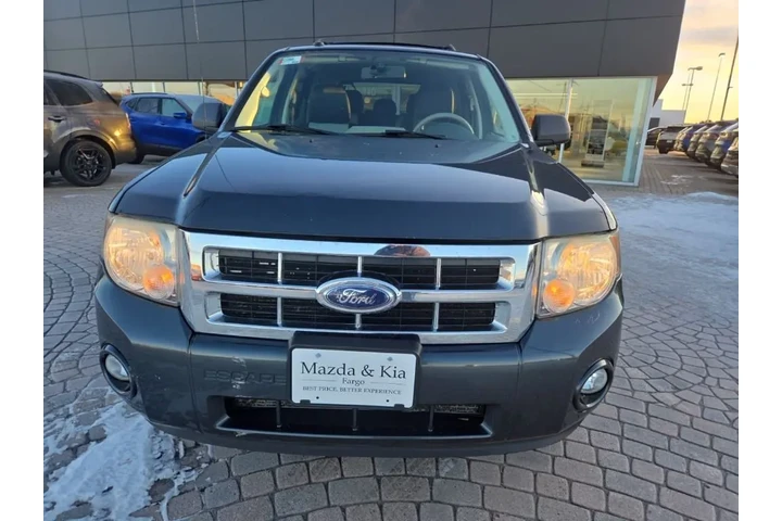 $4550 : 2009 Escape XLT image 2