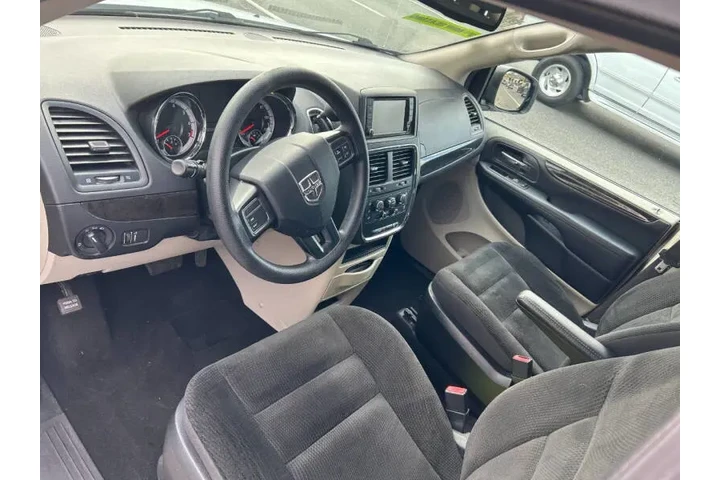 $12995 : 2019 Grand Caravan SE image 10