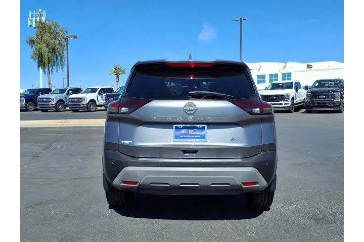 $19965 : Nissan Rogue 2022 SV 4dr Cro image 5