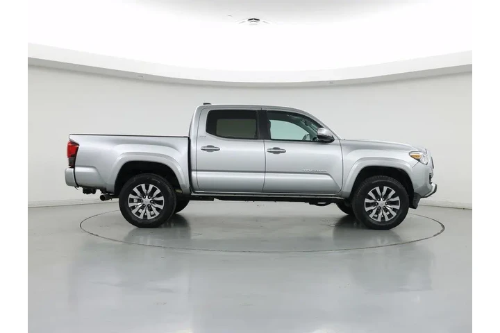 $30998 : Toyota Tacoma 2023 4x2 SR5 V image 7