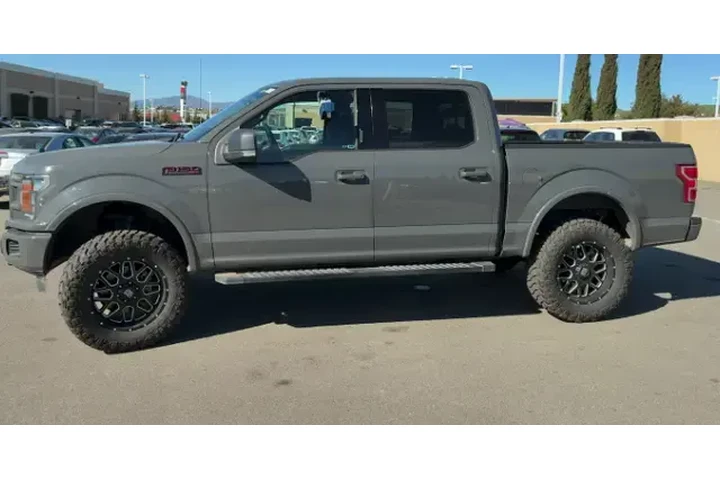 $19950 : Ford F-150 2018 4x4 Lariat 4 image 3