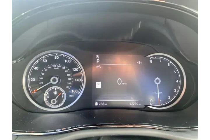 $60 : Genesis GV70 2024 AWD 2.5T S image 6