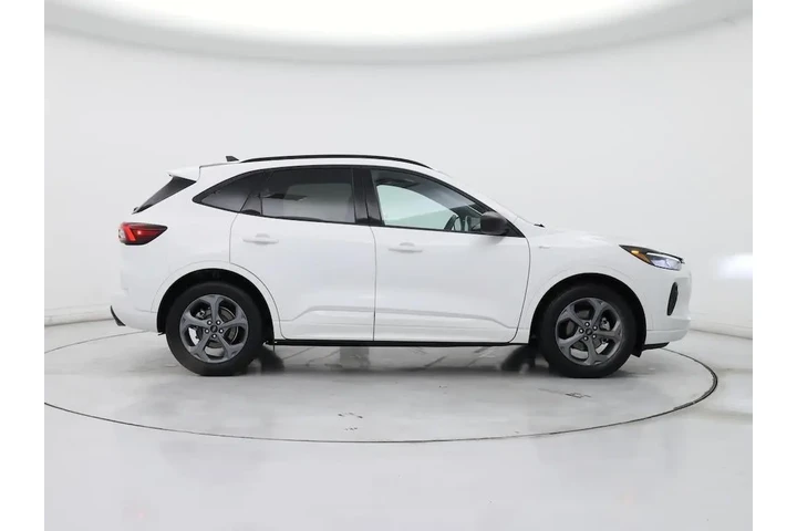 $17998 : Ford Escape 2023 ST-Line 4dr image 7