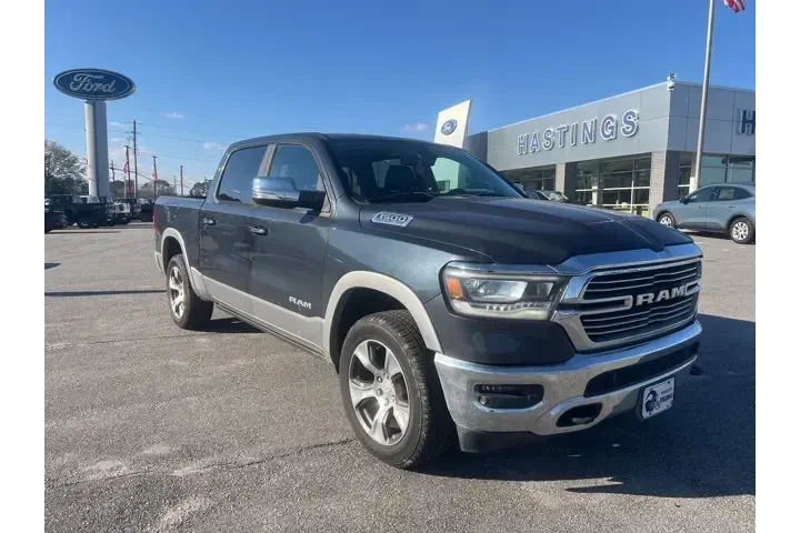 $24980 : Ram 1500 2019 4x4 Laramie 4d image 1
