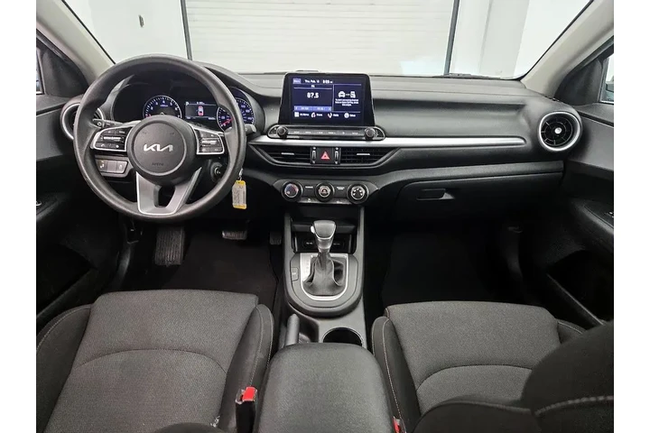 $16998 : Kia Forte 2023 LXS 4dr Sedan image 9