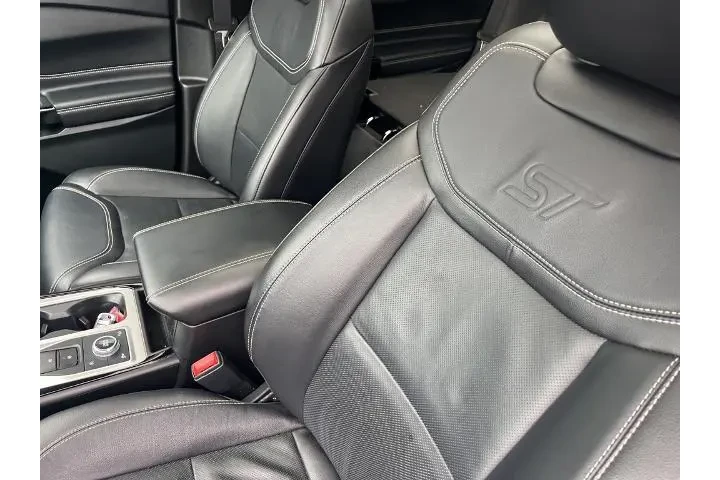 $38990 : Ford Explorer 2023 AWD ST 4d image 8