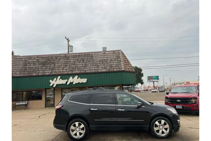 $5000 : 2015 Traverse LTZ | Dickinson image 1