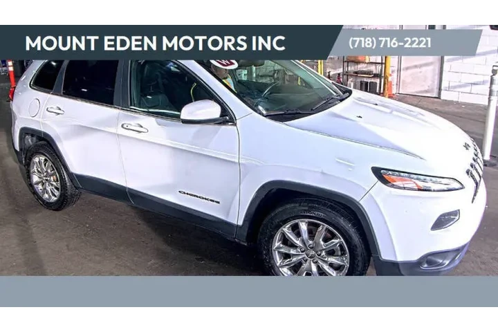 $7995 : 2014 Cherokee Limited image 2