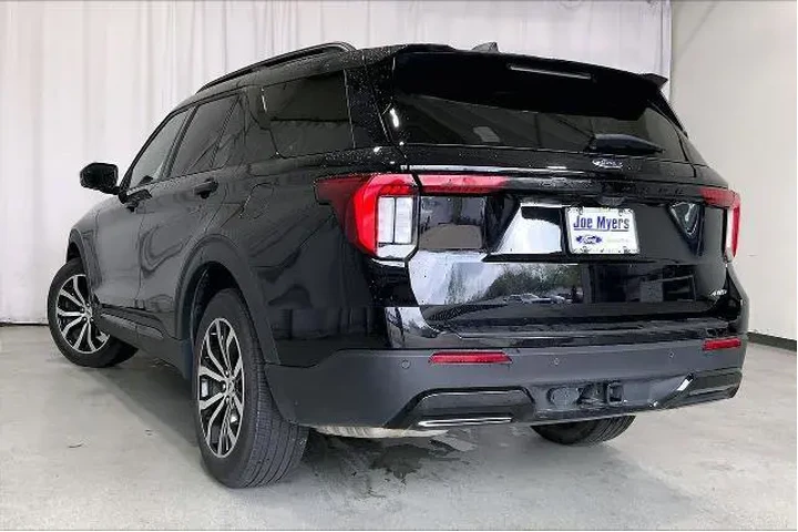 $37991 : Ford Explorer 2025 AWD ST-Li image 5