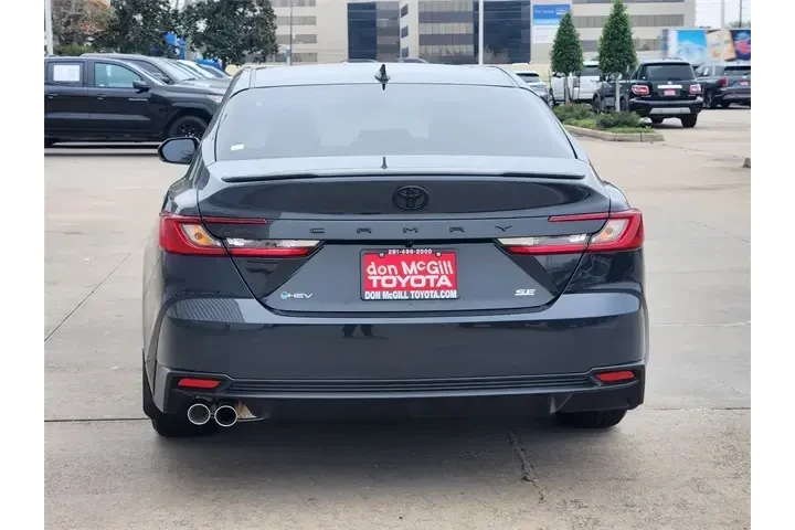 $32010 : Toyota Camry 2026 SE 4dr Sed image 6