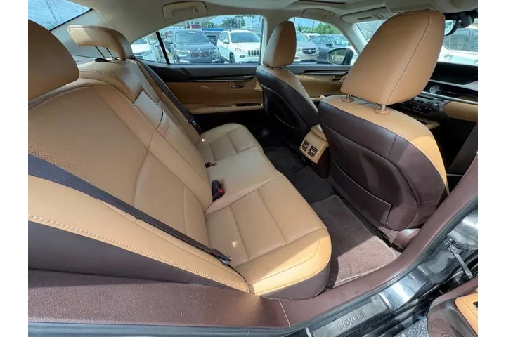 2017 ES 350 image 7