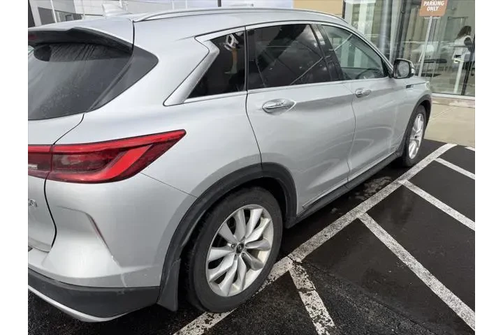 $12766 : INFINITI QX50 2019 AWD Essen image 3