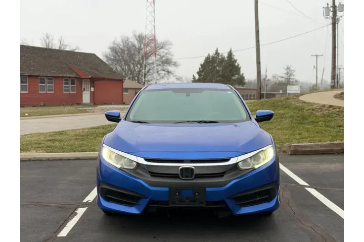 $8999 : 2016 Civic LX image 3