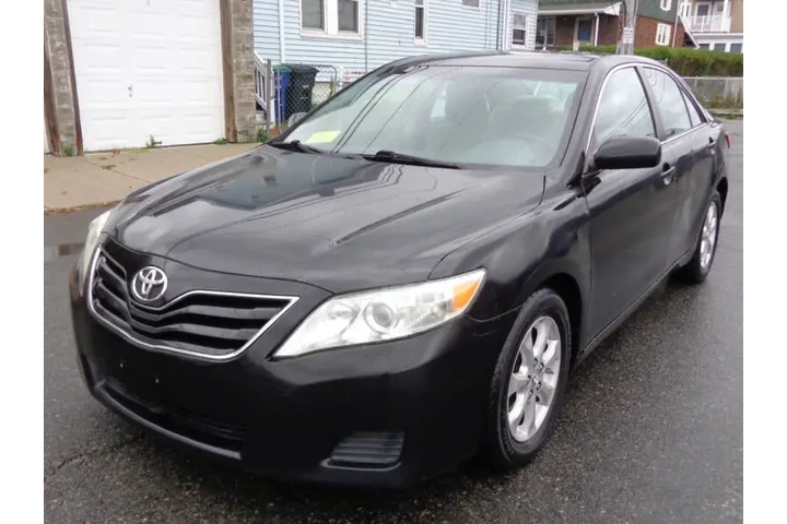 $3950 : 2011 Camry LE image 8