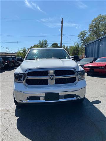 $15888 : 2014 1500 SLT, 5.7 HEMI, 4 WH image 3