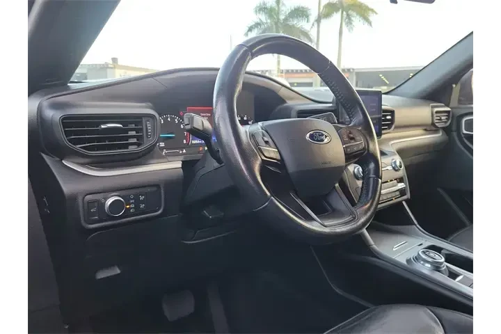 $16990 : Ford Explorer 2020 XLT 4dr S image 8