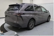$33614 : Toyota Sienna 2023 XLE 8-Pas thumbnail