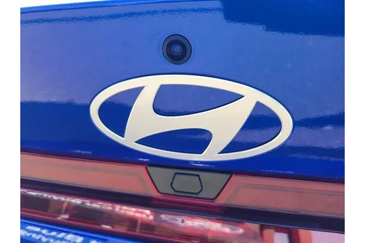 $20722 : Hyundai ELANTRA 2024 SEL 4dr image 7