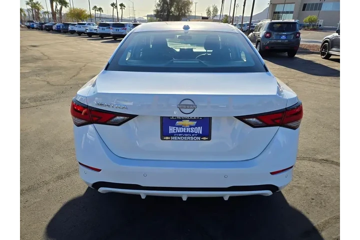 $19592 : Nissan Sentra 2025 SV 4dr Se image 5
