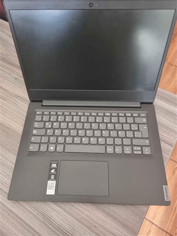 Laptop Lenovo ideapad S145 14" image 1