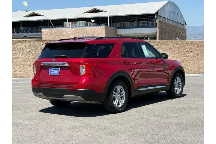 $26989 : Ford Explorer 2023 XLT 4dr S image 3