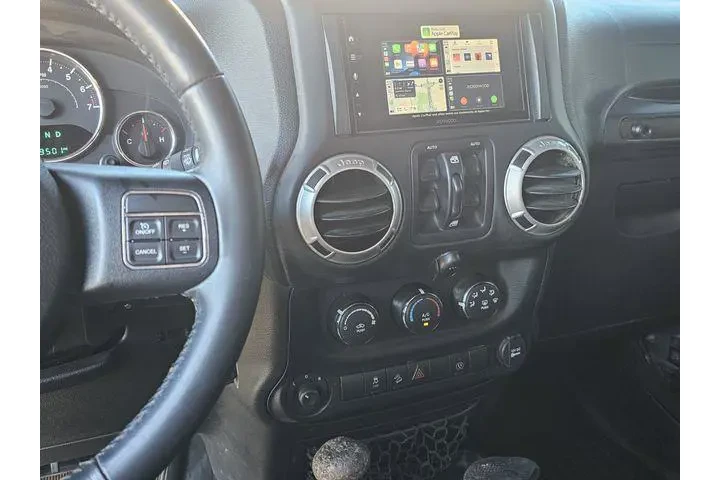 $19900 : Jeep Wrangler Unlimited 2016 image 9