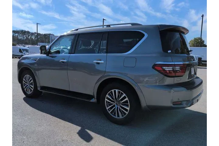 $33990 : Nissan Armada 2022 4x2 SL 4d image 6