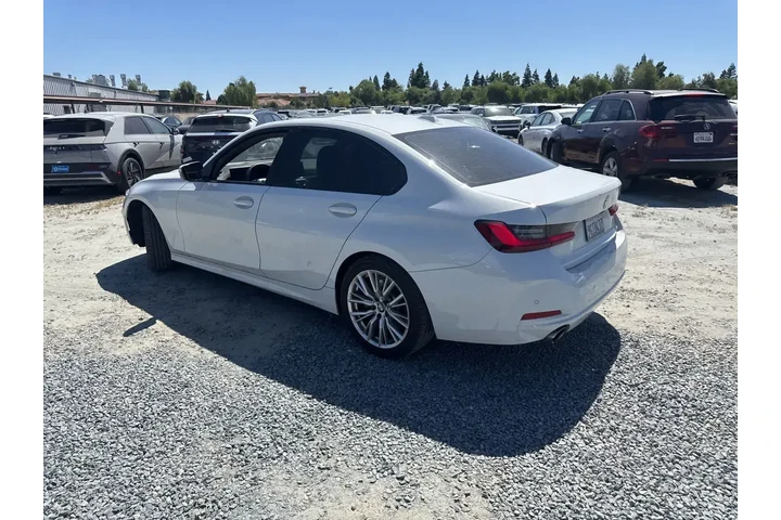 $30399 : BMW 3 Series 2023 330i 4dr S image 7
