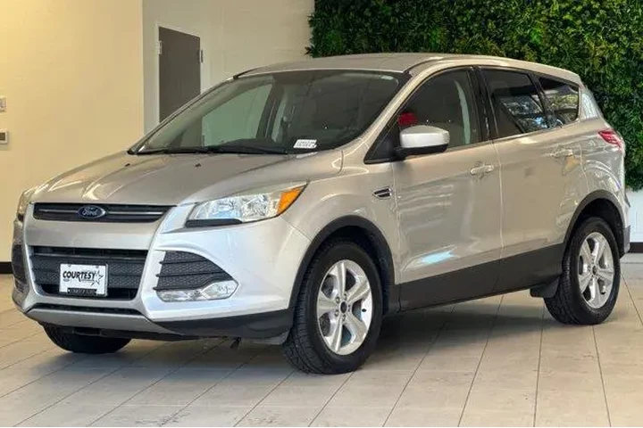 $11617 : Ford Escape 2015 SE 4dr SUV image 8