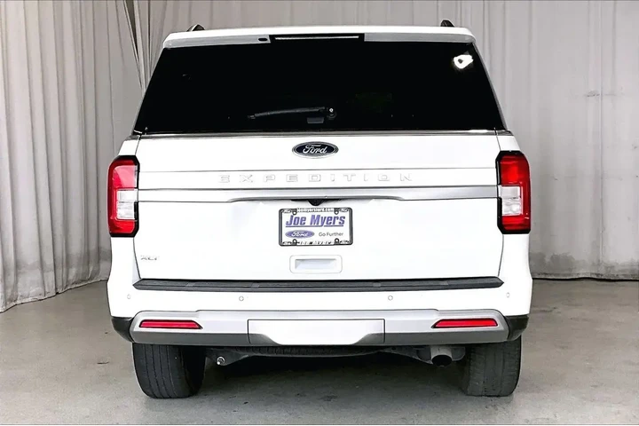 $39291 : Ford Expedition 2024 4x2 XLT image 4