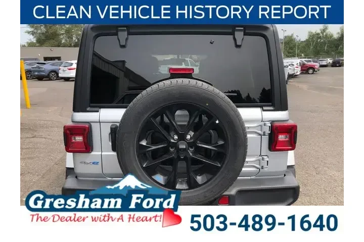 $27986 : Jeep Wrangler 2023 4x4 Sahar image 5
