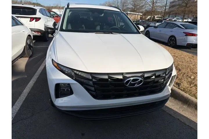 $18330 : Hyundai TUCSON 2023 SEL 4dr image 2