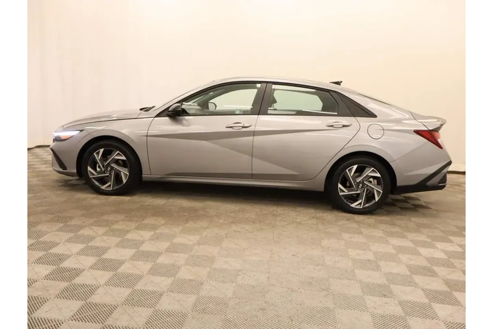 $20999 : Hyundai ELANTRA 2025 SEL Spo image 2