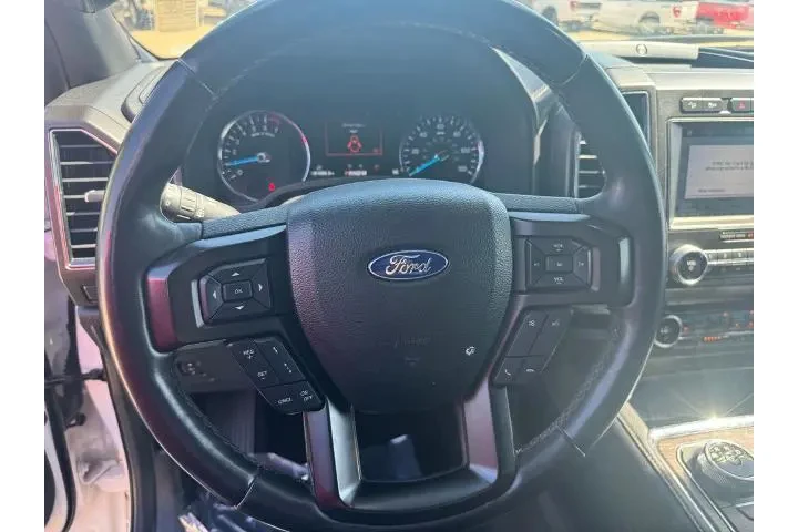 $29877 : Ford Expedition 2019 4x4 Lim image 6