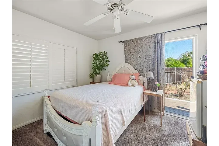 $1100 : 4831 Jurupa Ave, Riverside, CA image 4