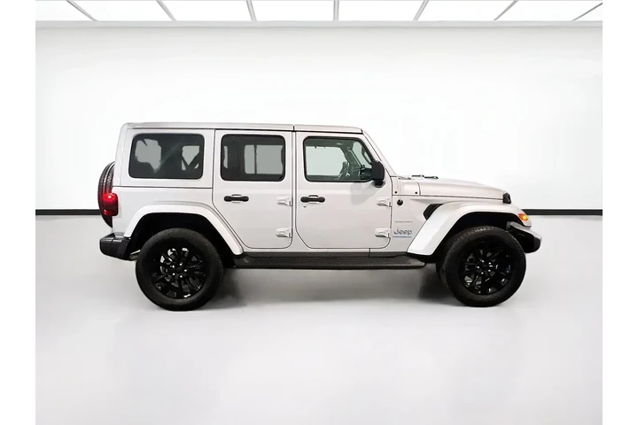 $25778 : Jeep Wrangler 2023 4x4 High image 2