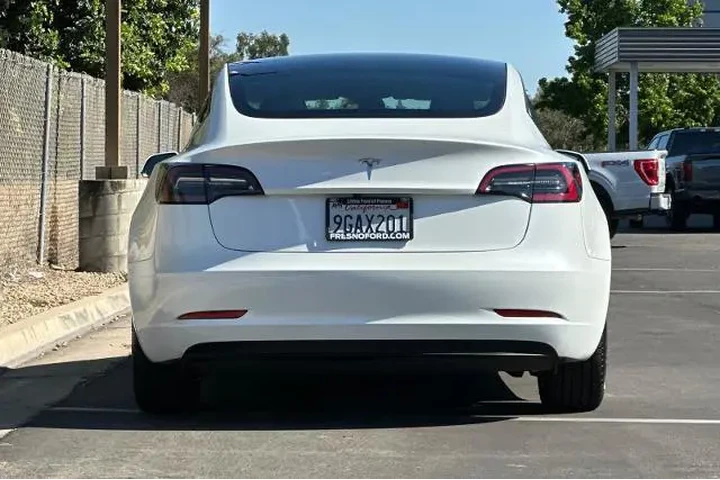 $26500 : Tesla Model 3 2023 4dr Sedan image 7