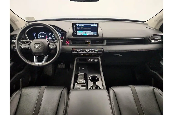 $37998 : Honda Pilot 2023 Touring 4dr image 9