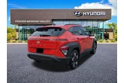 $21586 : Hyundai KONA 2024 SEL 4dr Cr thumbnail